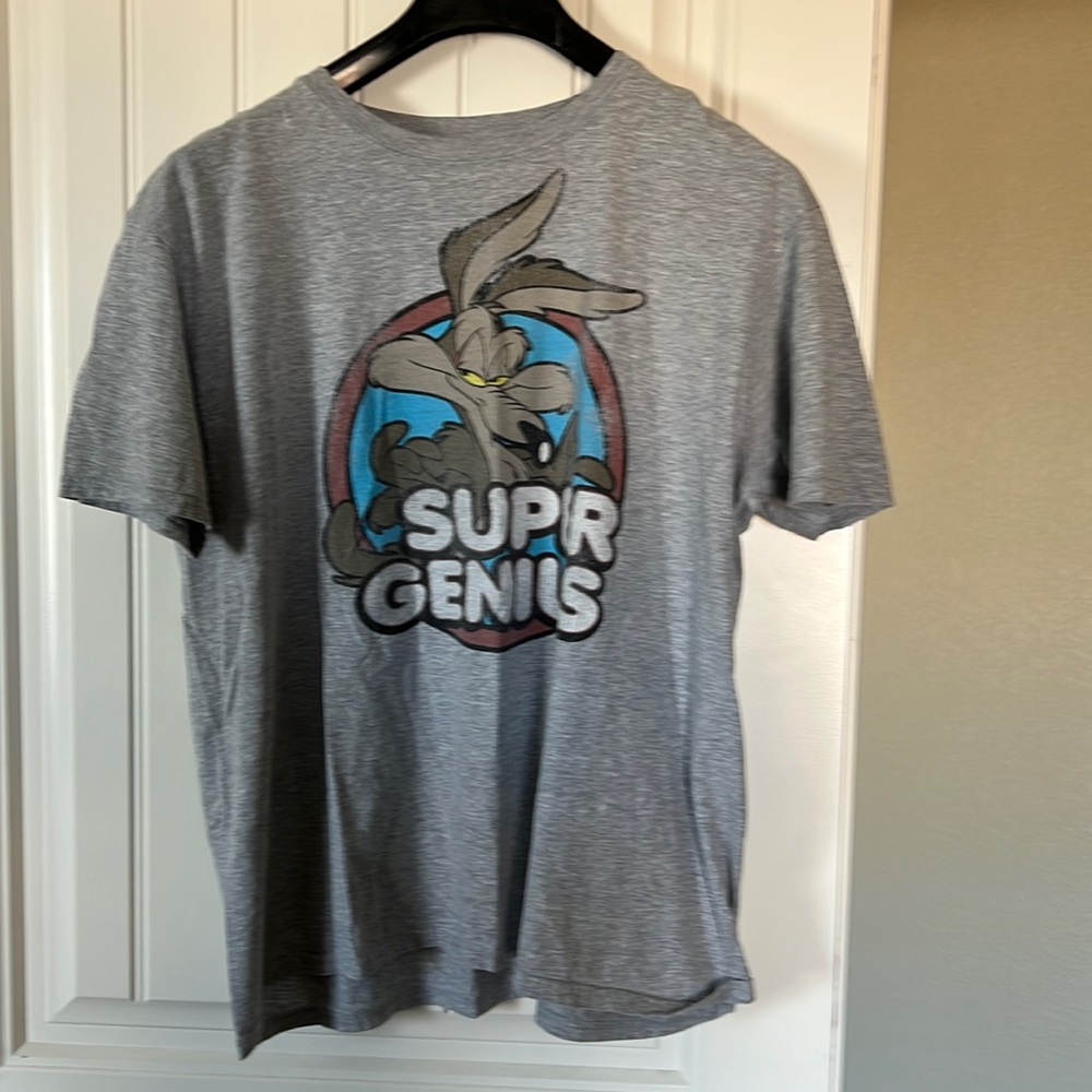 Looney Tunes Wiley E Coyote Super Genius shirt